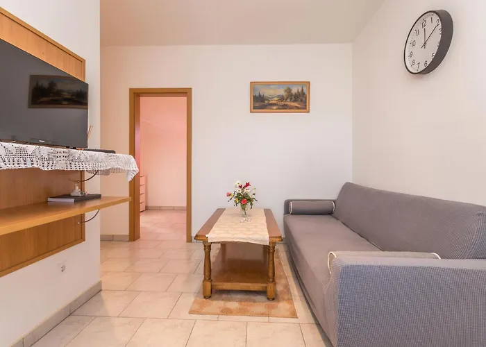 شقة 3 Bedroom Amazing In Banjevci