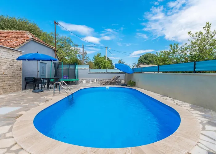3 Bedroom Amazing In Banjevci