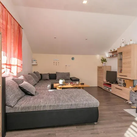 Apartamento 3 Bedroom Amazing In *