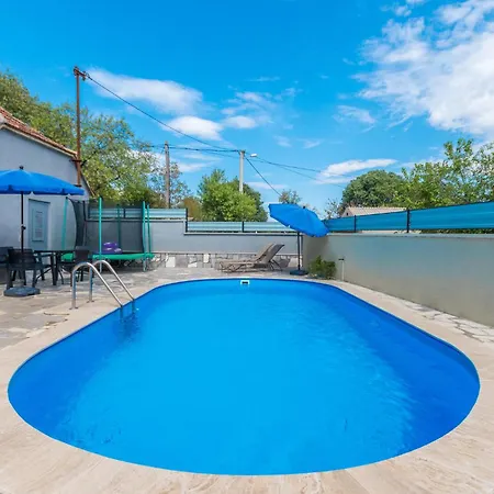 3 Bedroom Amazing In Banjevci