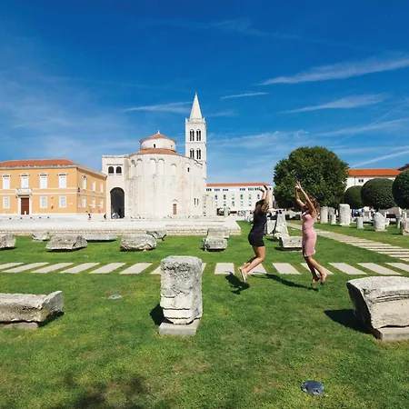 Gorgeous In * Banjevci