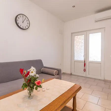 3 Bedroom Amazing In Apartamento *