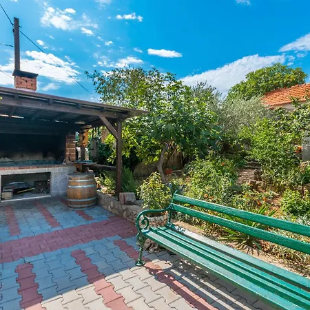 3 Bedroom Amazing In * Banjevci
