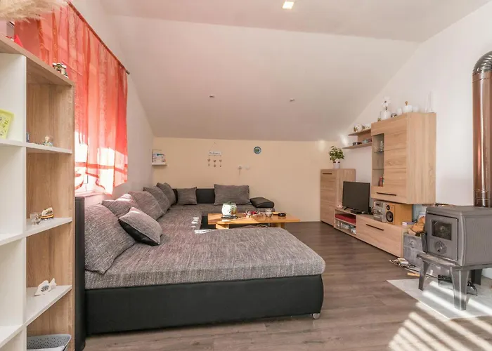 Διαμέρισμα 3 Bedroom Amazing In *
