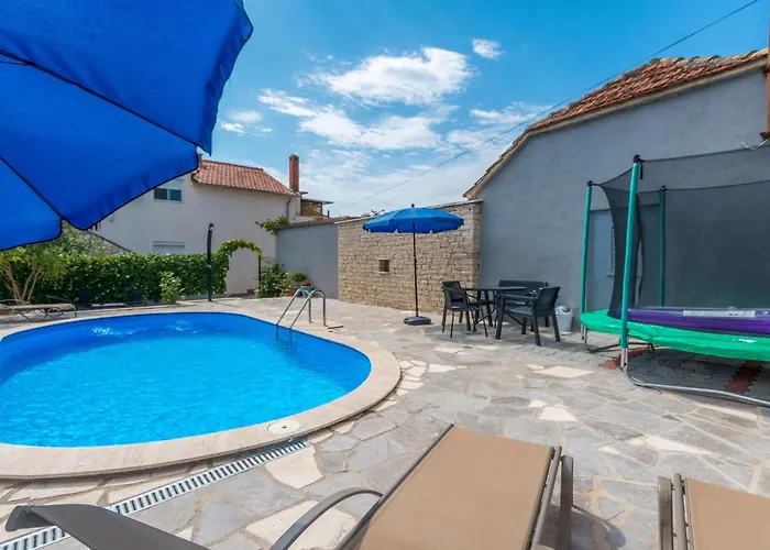3 Bedroom Amazing In Banjevci